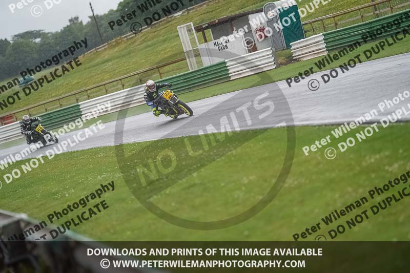 enduro digital images;event digital images;eventdigitalimages;mallory park;mallory park photographs;mallory park trackday;mallory park trackday photographs;no limits trackdays;peter wileman photography;racing digital images;trackday digital images;trackday photos